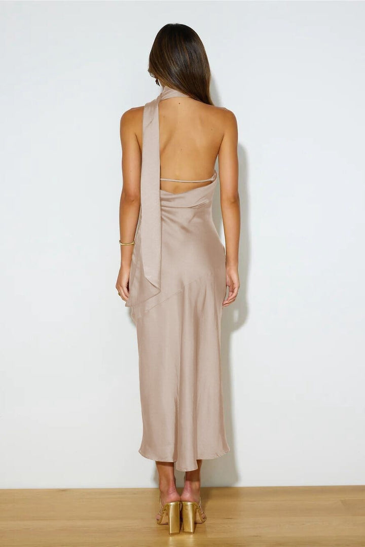 Chloe™ | Luxe Zijde Midi Jurk met Halternek