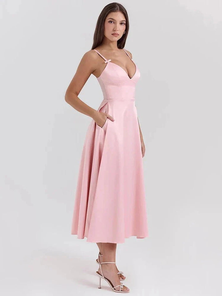 Tiffany™ | Luxe Satijnen Jurk met Spaghetti Bandjes